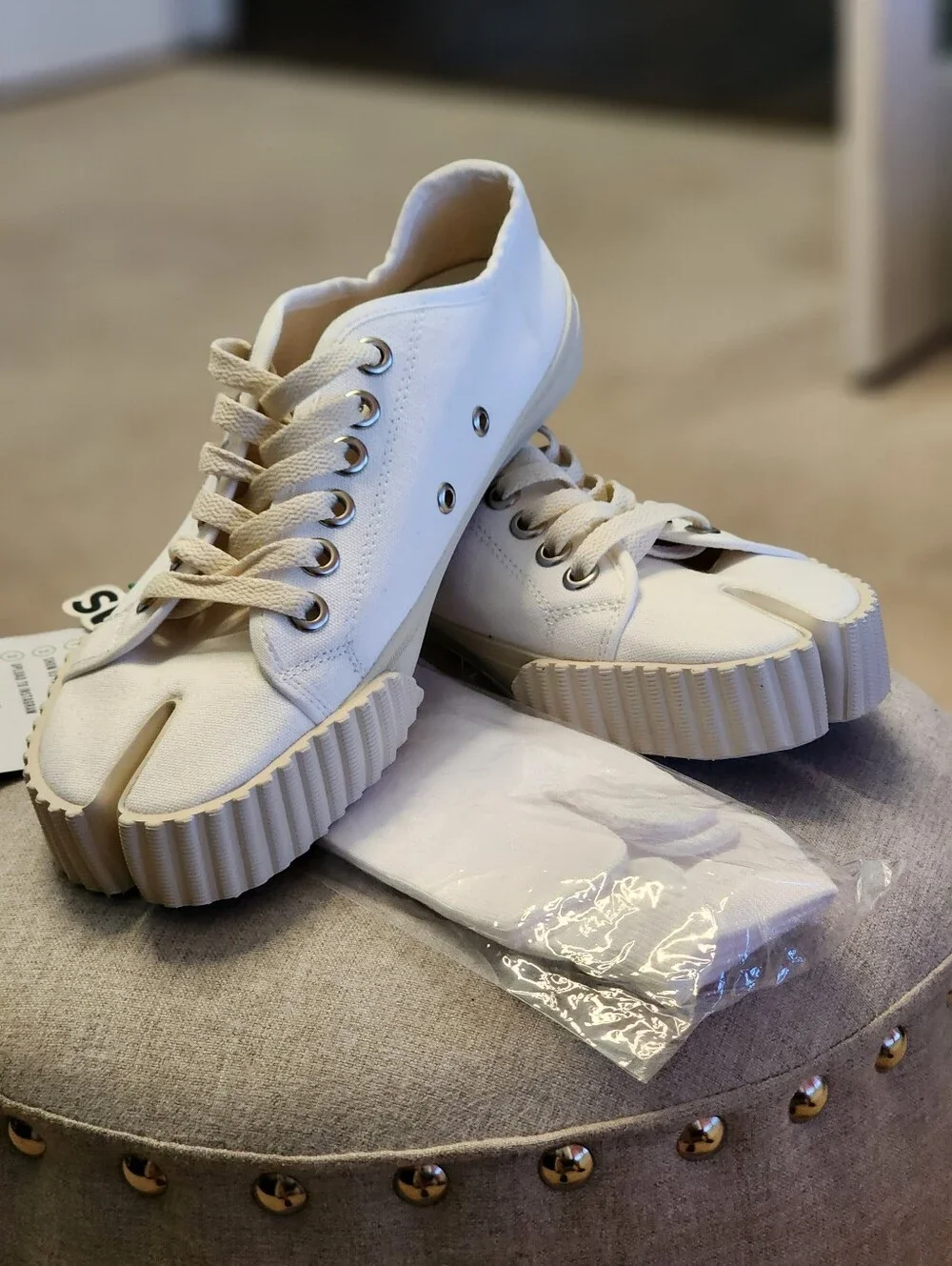 Authentic Maison Margiela Tabi Womens's Low-top Canvas Sneakers